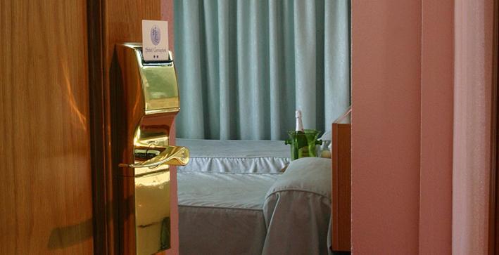 Hotel Cervantes Аліканте Екстер'єр фото